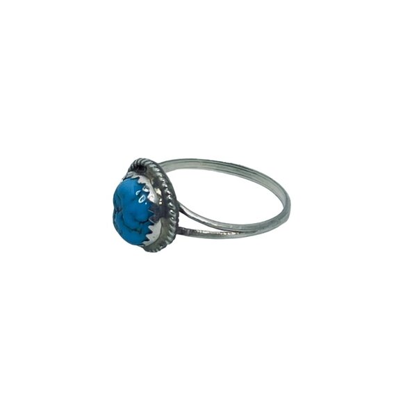 Silver Tone And Faux Turquois Statement Ring (R366) - Picture 4 of 7